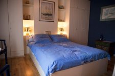 Bed & Breakfast Navy Blue